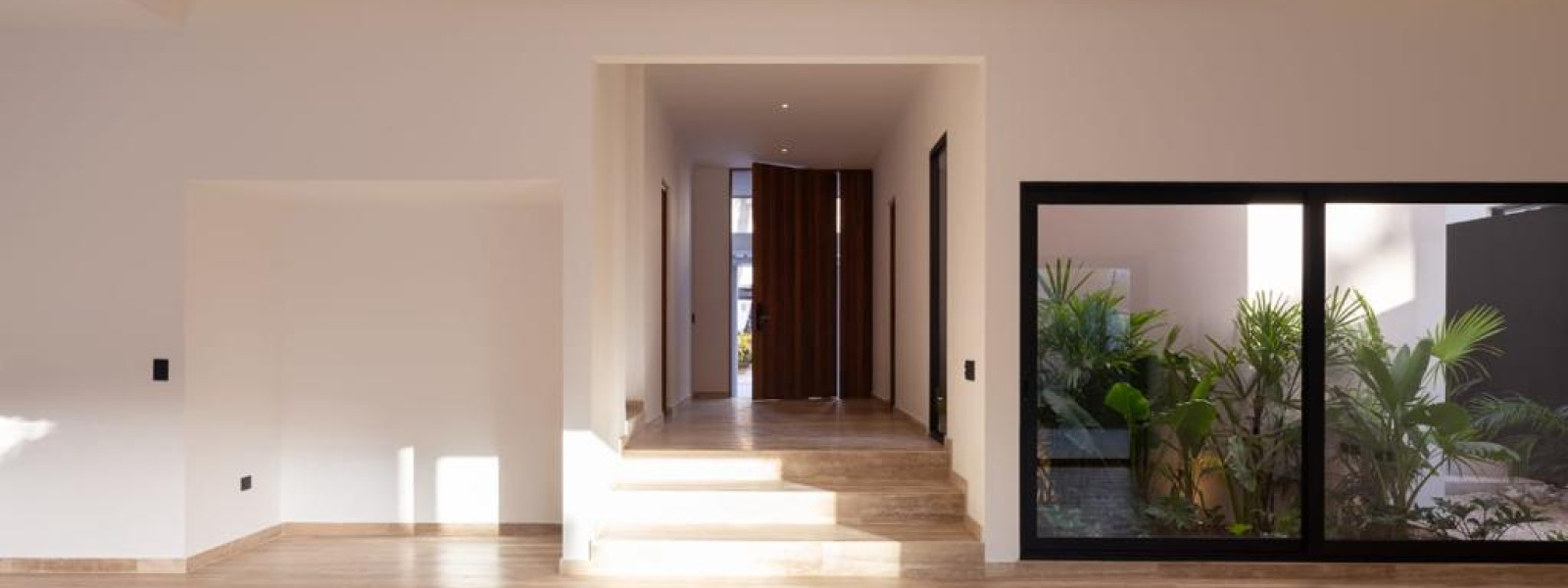 Delfines, Cancún, Quintana Roo 77560, 4 Bedrooms Bedrooms, ,4 BathroomsBathrooms,Casa,En Venta,Lagos del Sol,Delfines,1051